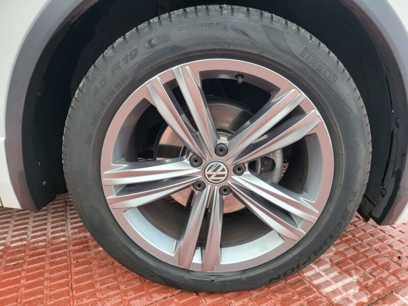 VOLKSWAGEN TIGUAN R LINE 2.0 TDI 150 CV