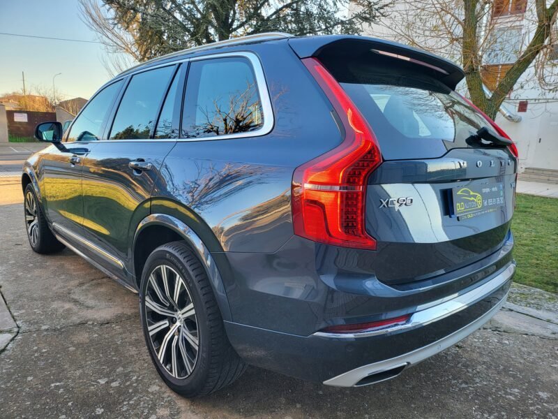 VOLVO XC90 T8 inscripción