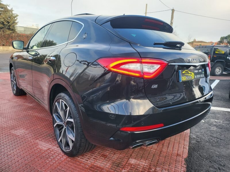 MASERATI LEVANTE GRANSPORT