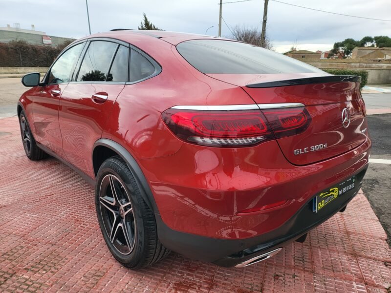 MERCEDES-BENZ GLC COUPE 300 CDI AMG