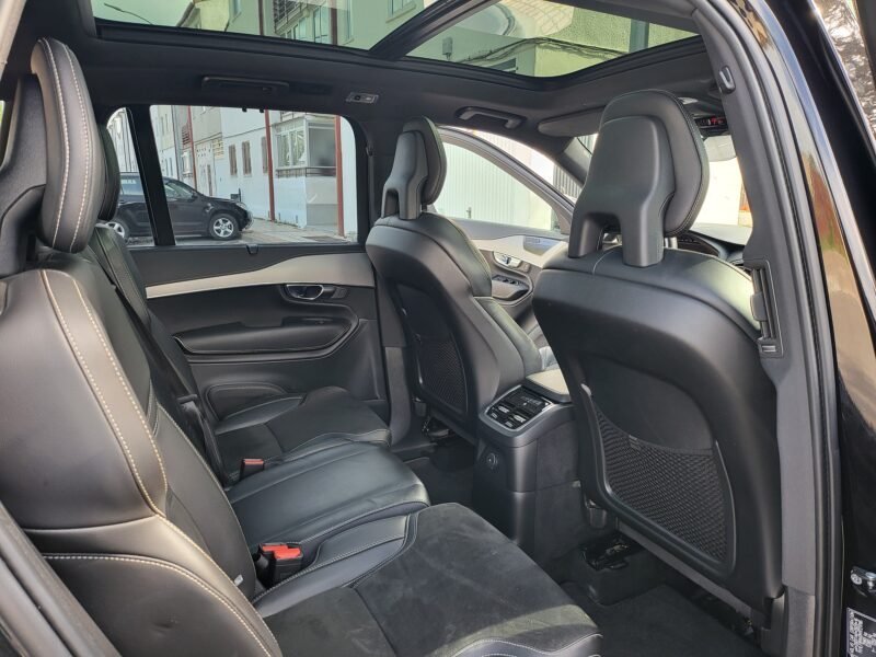 VOLVO XC90 T8 RECARGE R DESING