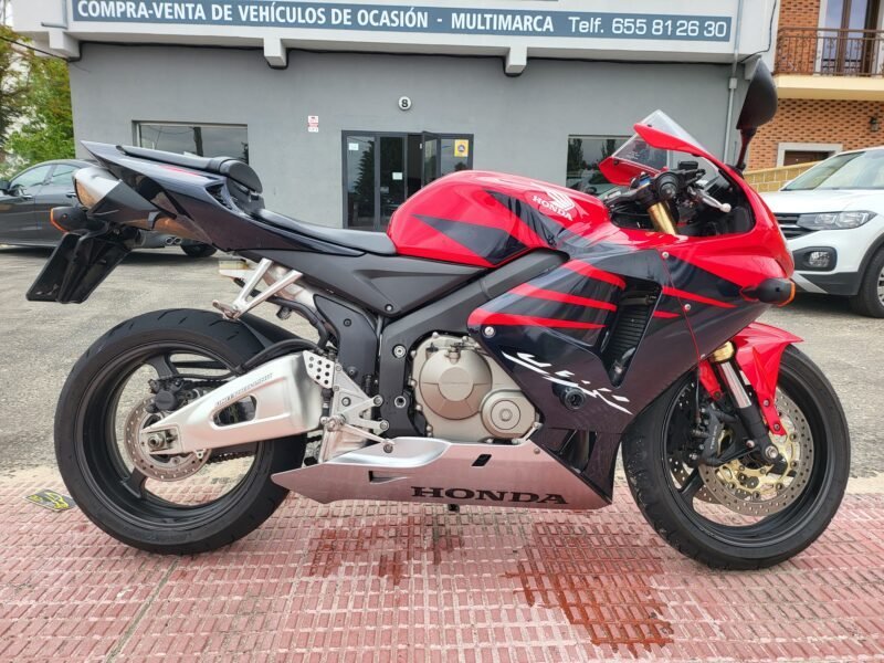 HONDA CBR 600 RR