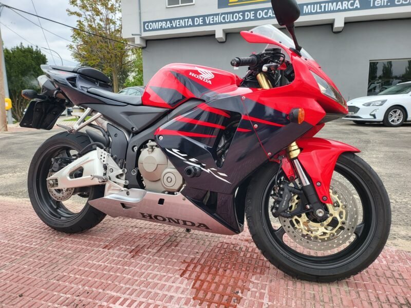 HONDA CBR 600 RR