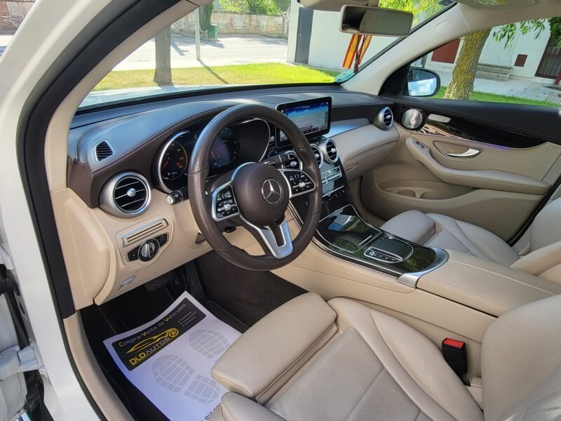 MERCEDES-BENZ GLC COUPE 300