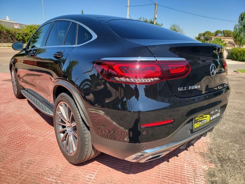 MERCEDES-BENZ GLC COUPE 220 AMG