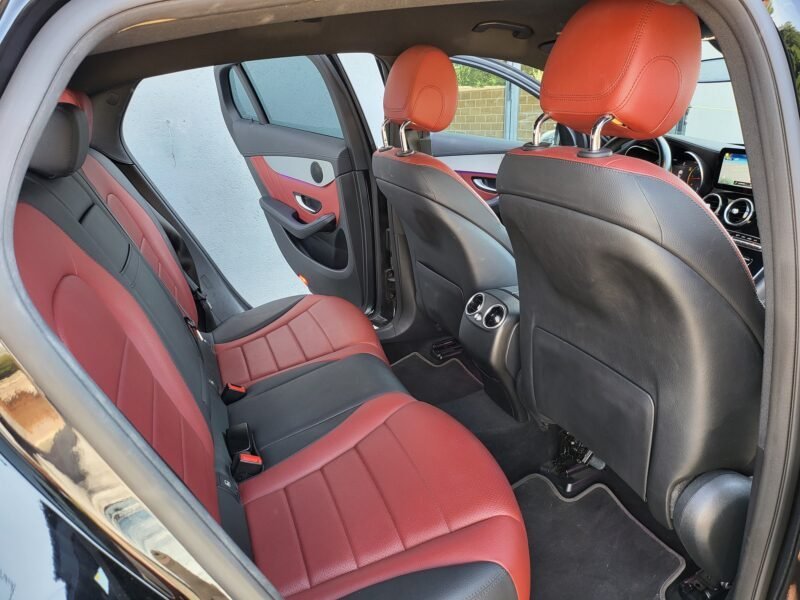 MERCEDES-BENZ GLC COUPE 220 AMG