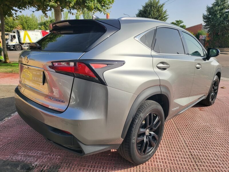 LEXUS NX 300 H 4WD