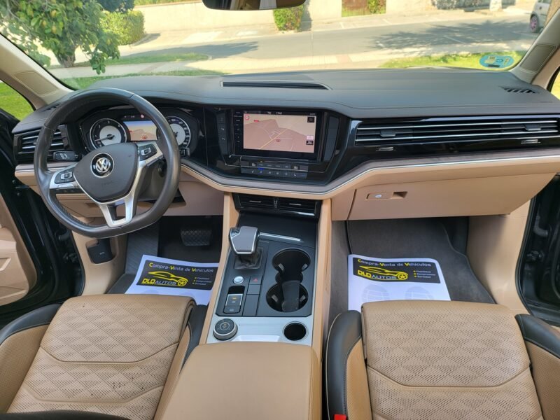 VOLKSWAGEN TOUAREG 3.0 TDI 4 MOTION