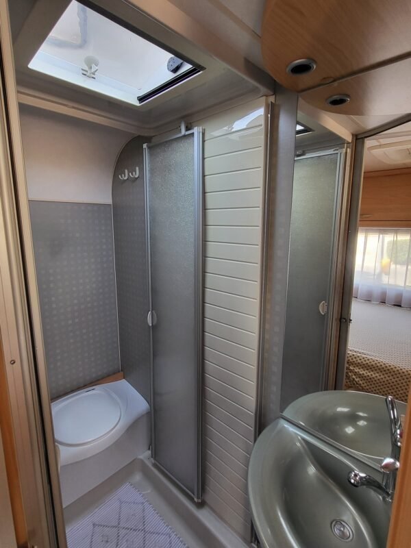 FIAT AUTOCARAVANA DUCATO Burstner Solano t615