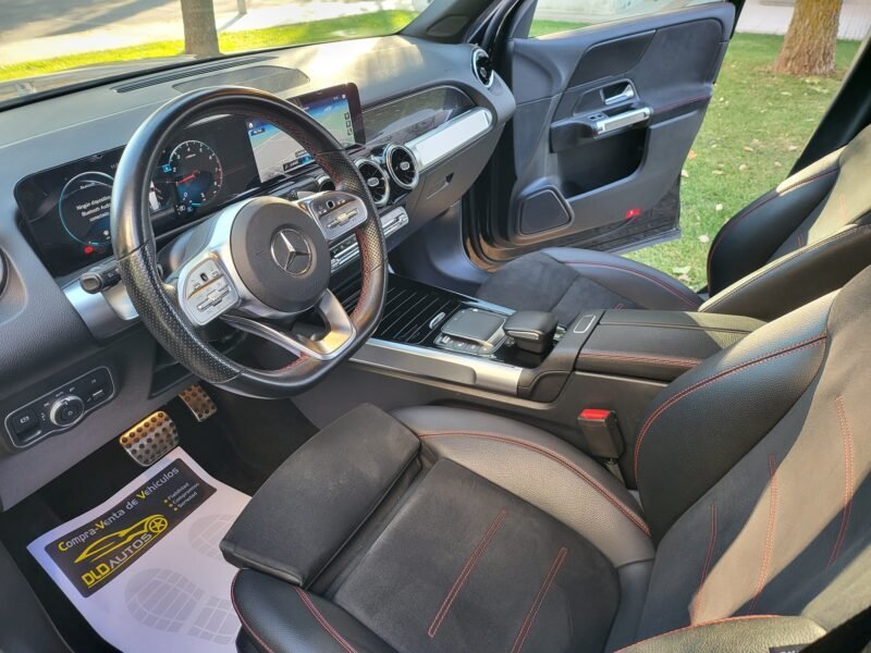 MERCEDES-BENZ GLB 1.3 DTC 180 AMG