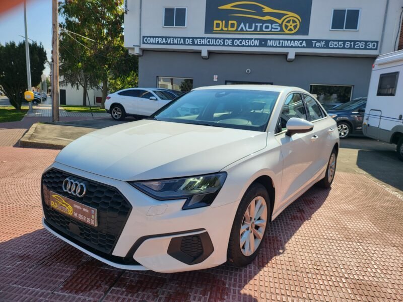 AUDI A3 SEDAN 30 TFSI S TRONIC