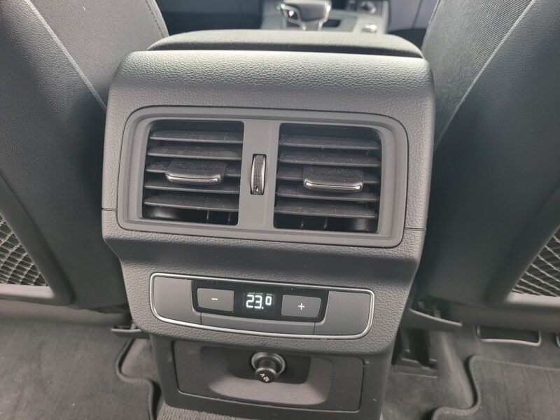 AUDI Q5 Sportback 40 TDI S TRONIC QUATTRO