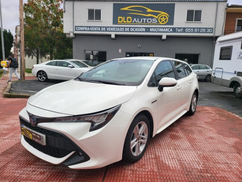 TOYOTA Corolla 1.8 HYBRID BUSINESS PLUS E-CVT TOU SPORT