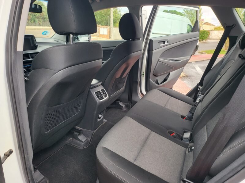 HYUNDAI TUSCON 1.6 CRDI 85kW (116CV) 48V SLE 4X2