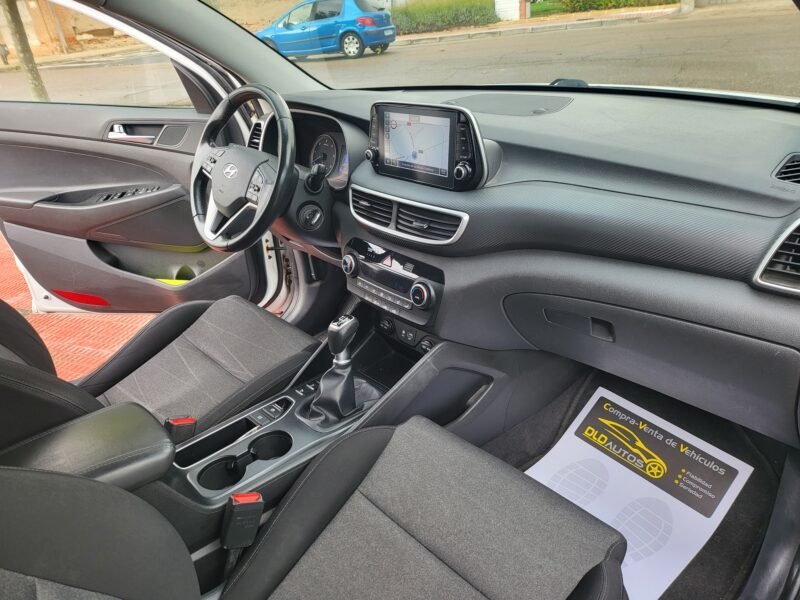 HYUNDAI TUSCON 1.6 CRDI 85kW (116CV) 48V SLE 4X2