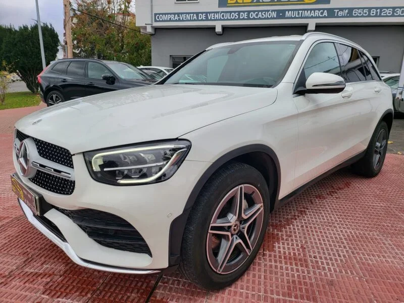 MERCEDES-BENZ GLC 300 de AMG