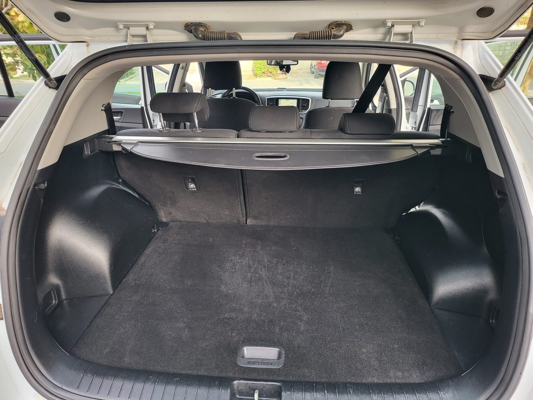 KIA SPORTAGE .6 MHEV Business DCT 100kW 136CV 4X2 136 cv