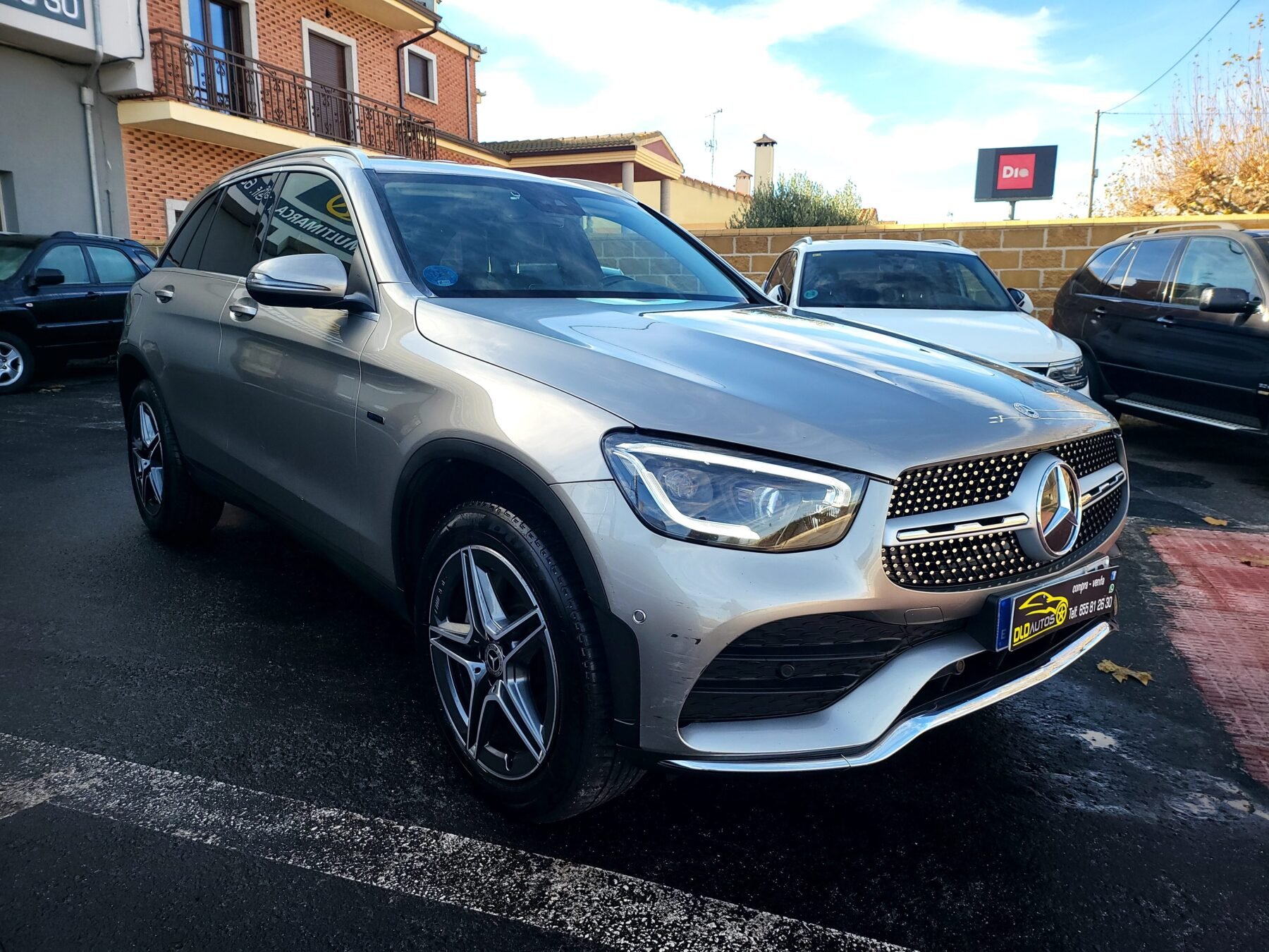 MERCEDES-BENZ GLC 300 de AMG 4 MATIC