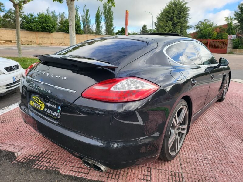 PORSCHE Panamera TURBO