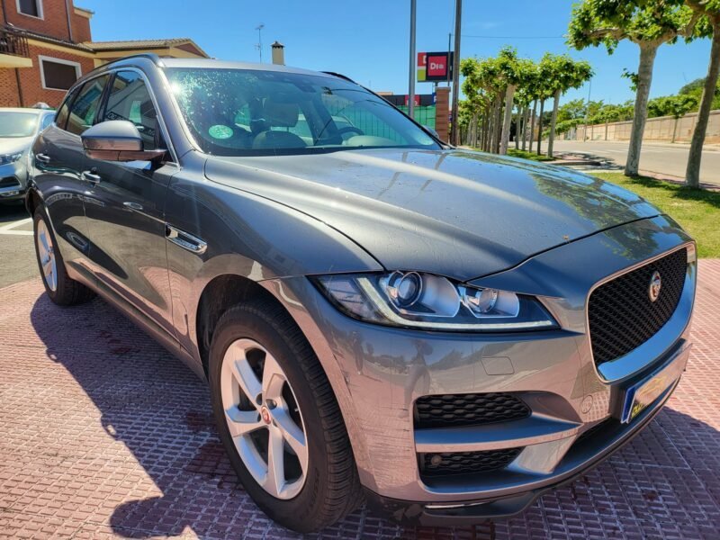 JAGUAR F PACE SPORT