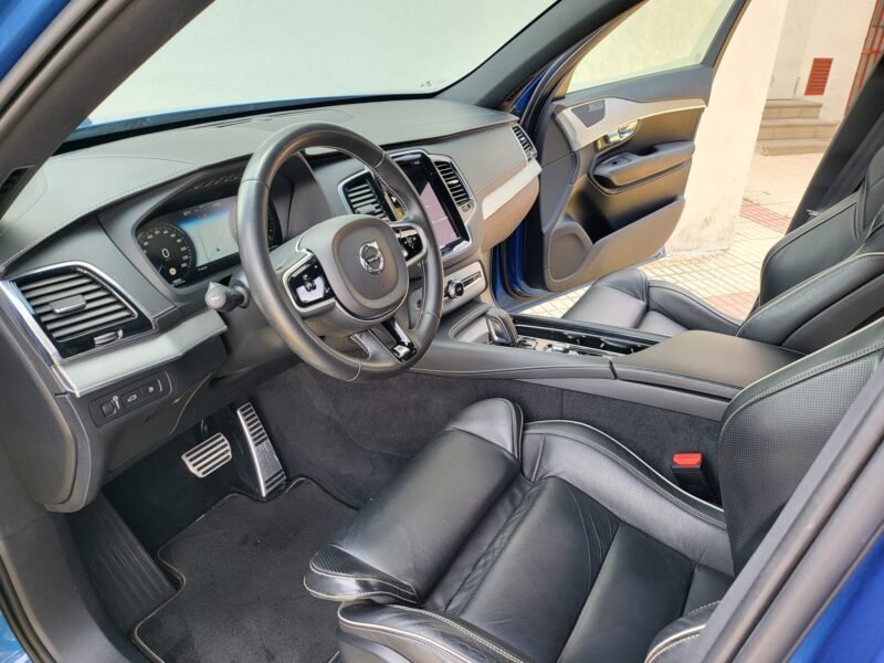 VOLVO XC90 T8 AWD R DESIGN
