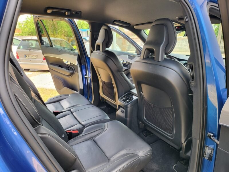 VOLVO XC90 T8 AWD R DESIGN