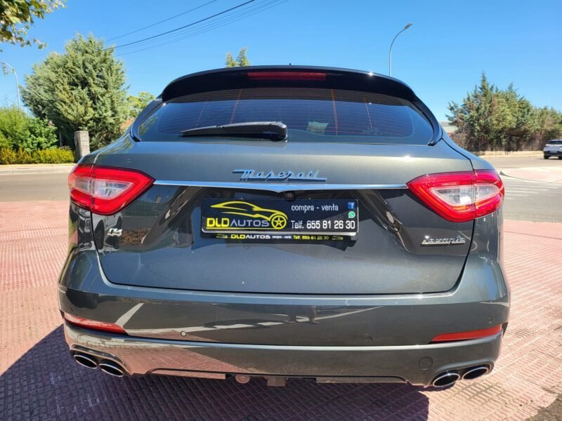 MASERATI LEVANTE Q4 SPORT