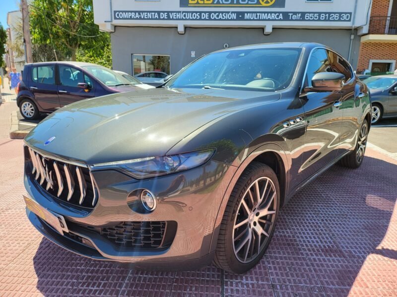 MASERATI LEVANTE Q4 SPORT