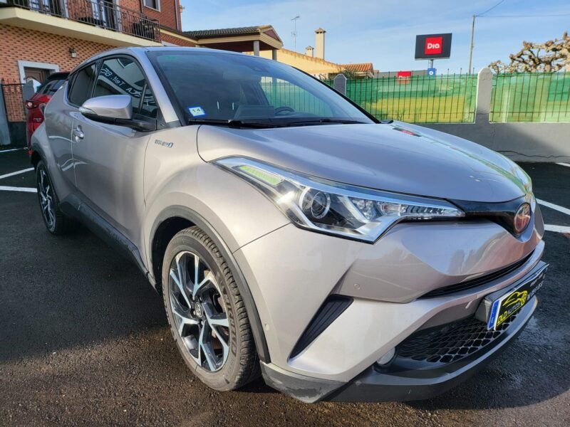 TOYOTA CH-R 125 H Hybrid