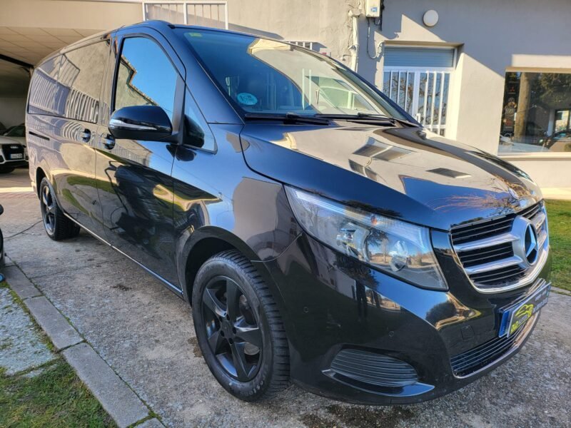 MERCEDES-BENZ CLASE V 220