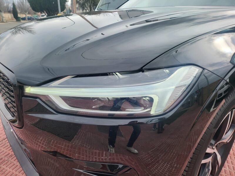 VOLVO XC60 B4 G R DESING