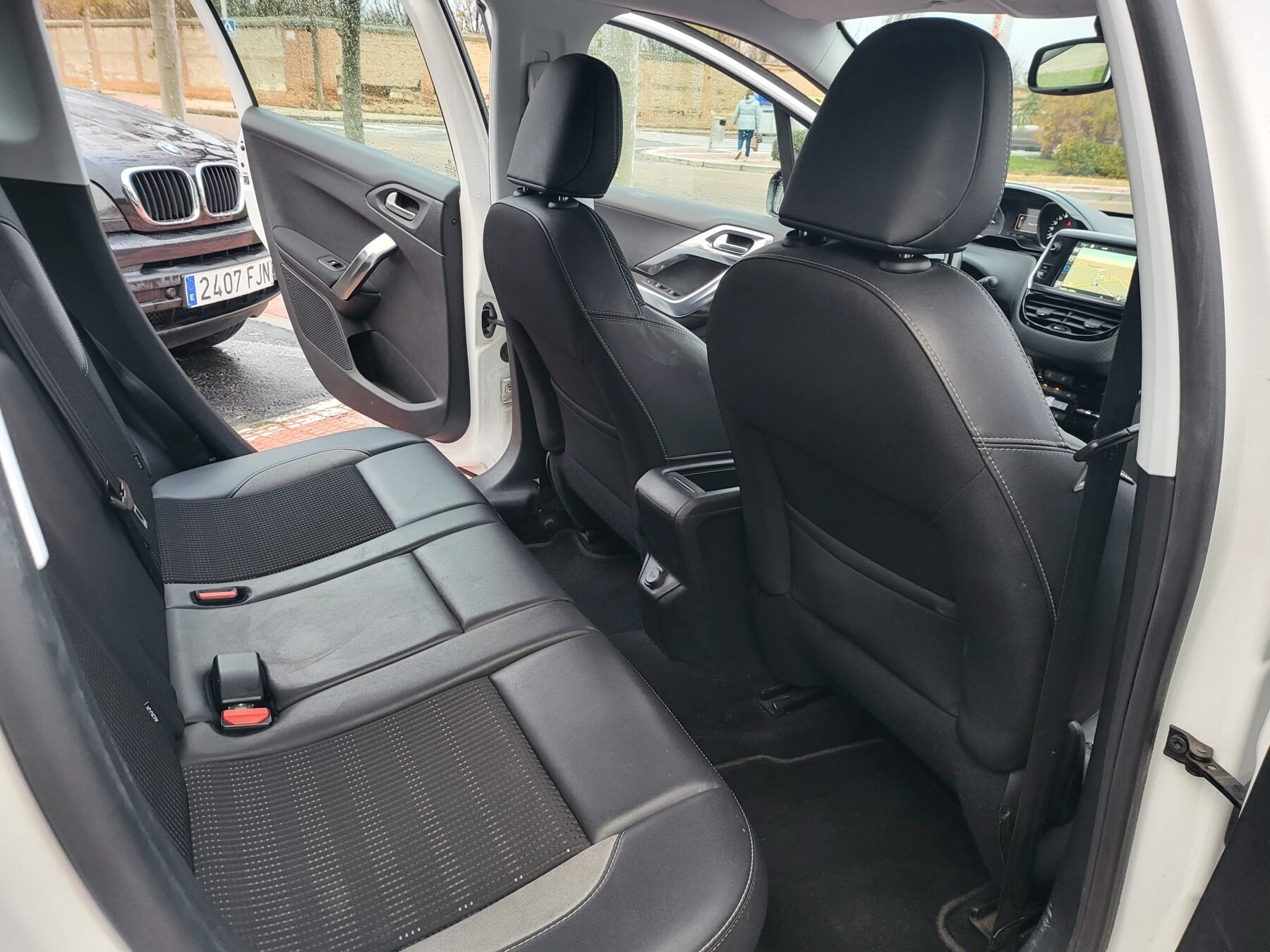 PEUGEOT 2008 GT Line 1.6 BlueHDi SS