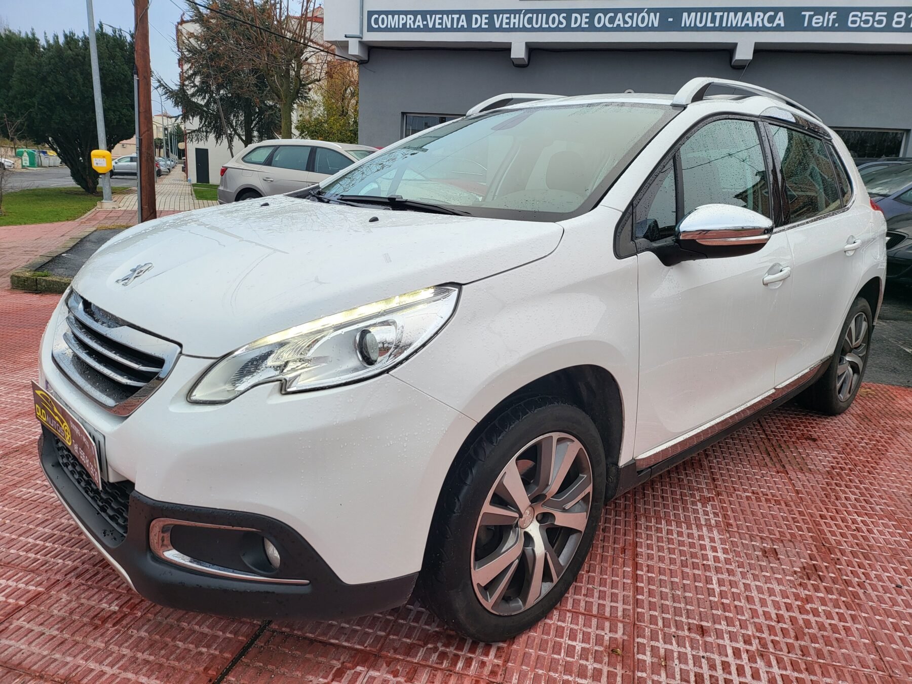 PEUGEOT 2008 GT Line 1.6 BlueHDi SS