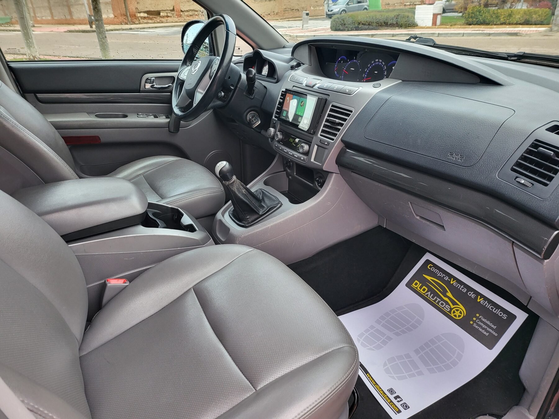 SSANGYONG RODIUS XDI 2.0 Limited