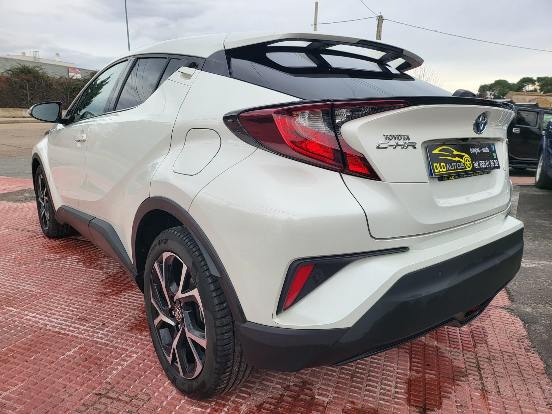 TOYOTA CH-R 1.8 125H ADVANDCE