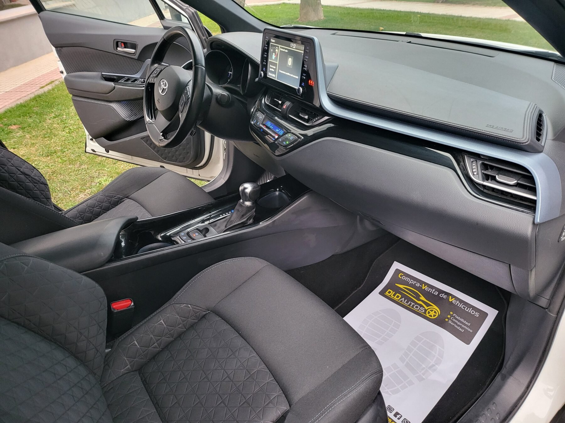 TOYOTA CH-R 1.8 125H ADVANDCE