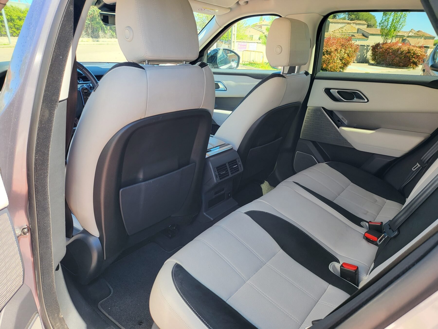 LAND-ROVER Range Rover Velar D 180 SE