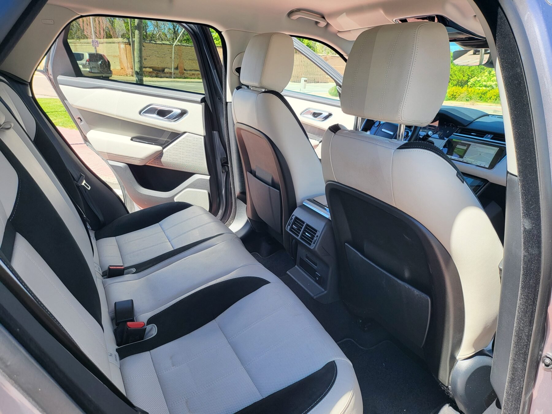 LAND-ROVER Range Rover Velar D 180 SE