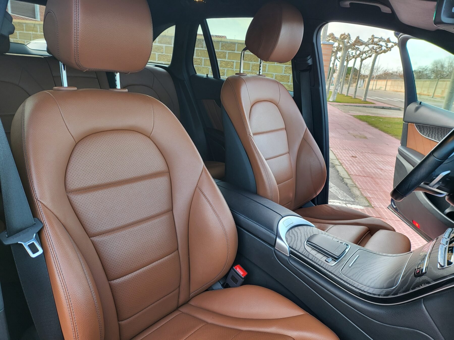 MERCEDES-BENZ GLC 300 de AMG 4 MATIC