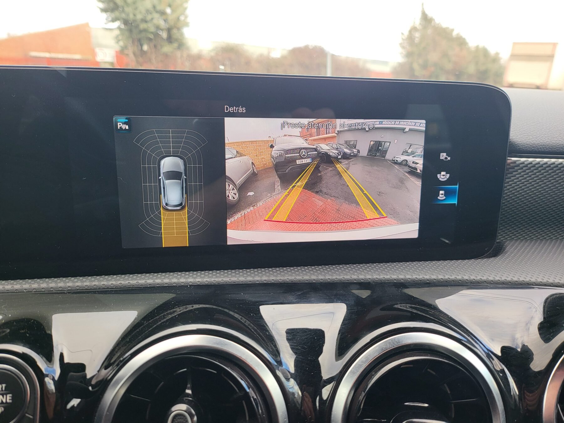 MERCEDES-BENZ CLASE A 220 D