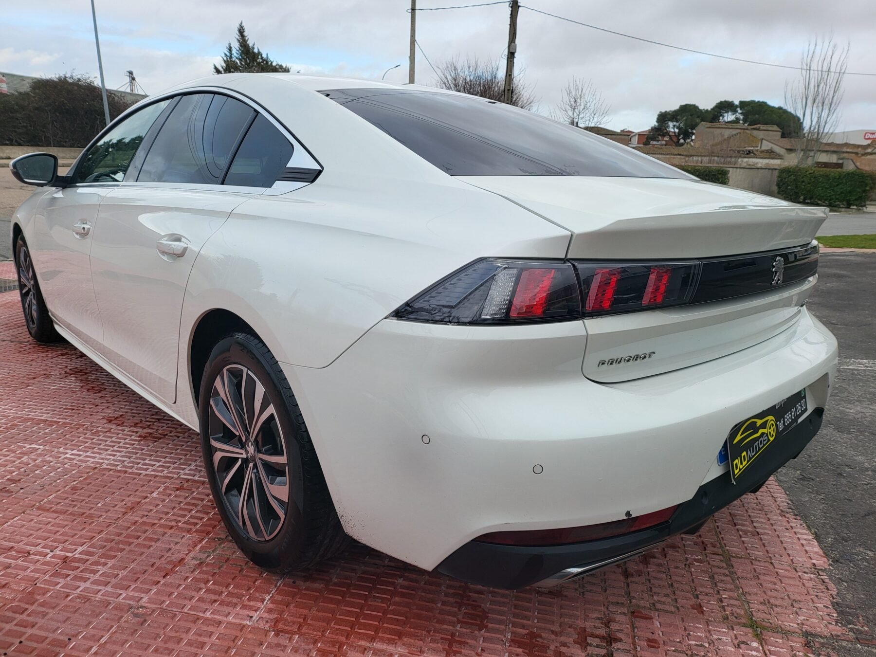 PEUGEOT 508 ALLURE 130