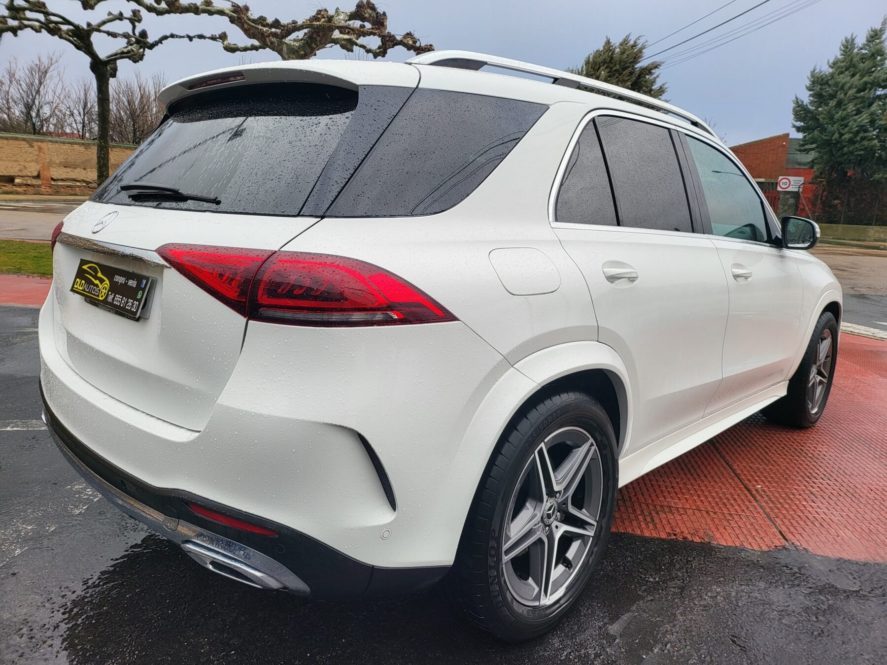 MERCEDES-BENZ GLE 300 D AMG 4 MATIC