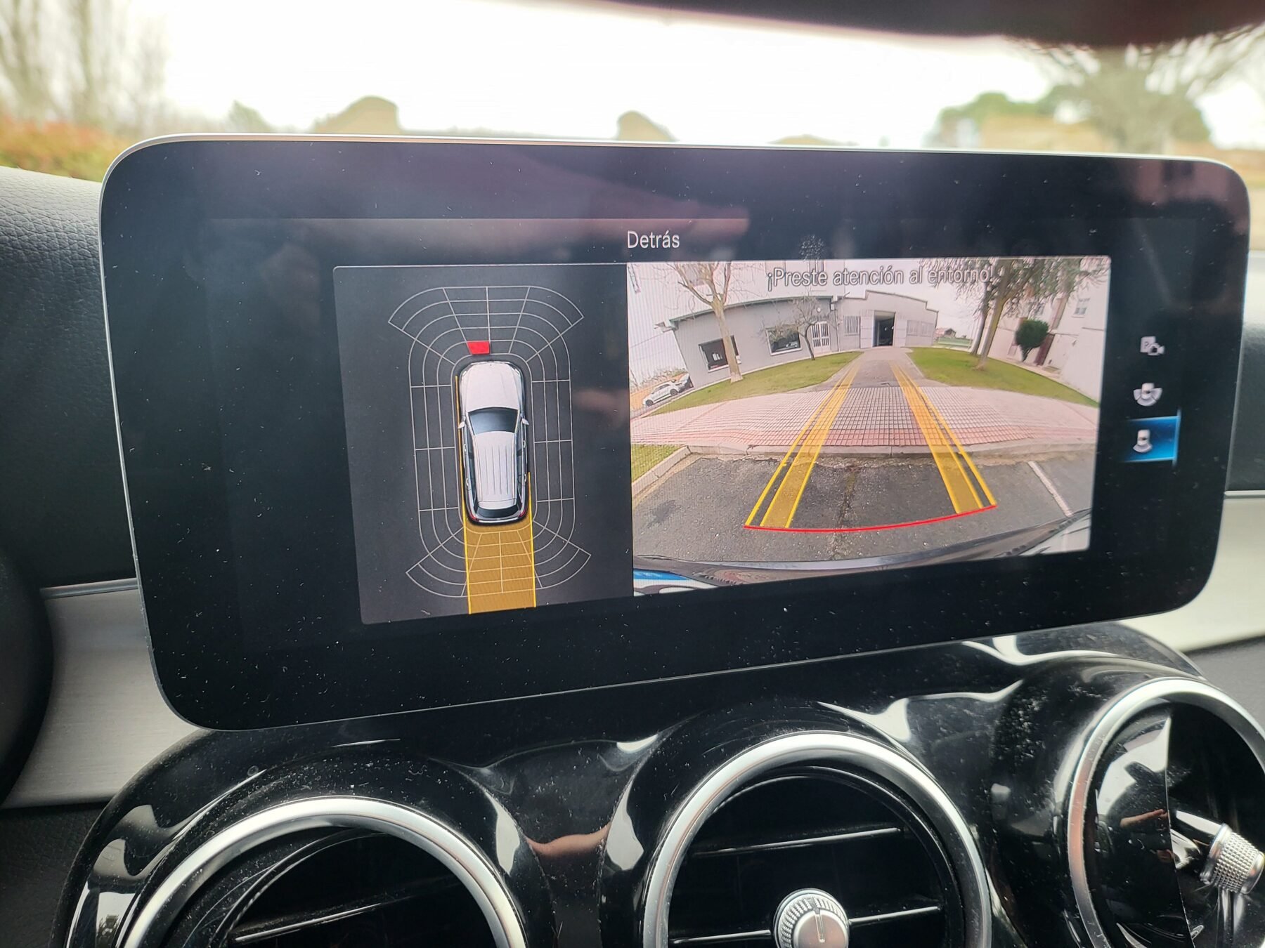 MERCEDES-BENZ GLC 300 de AMG 4 MATIC