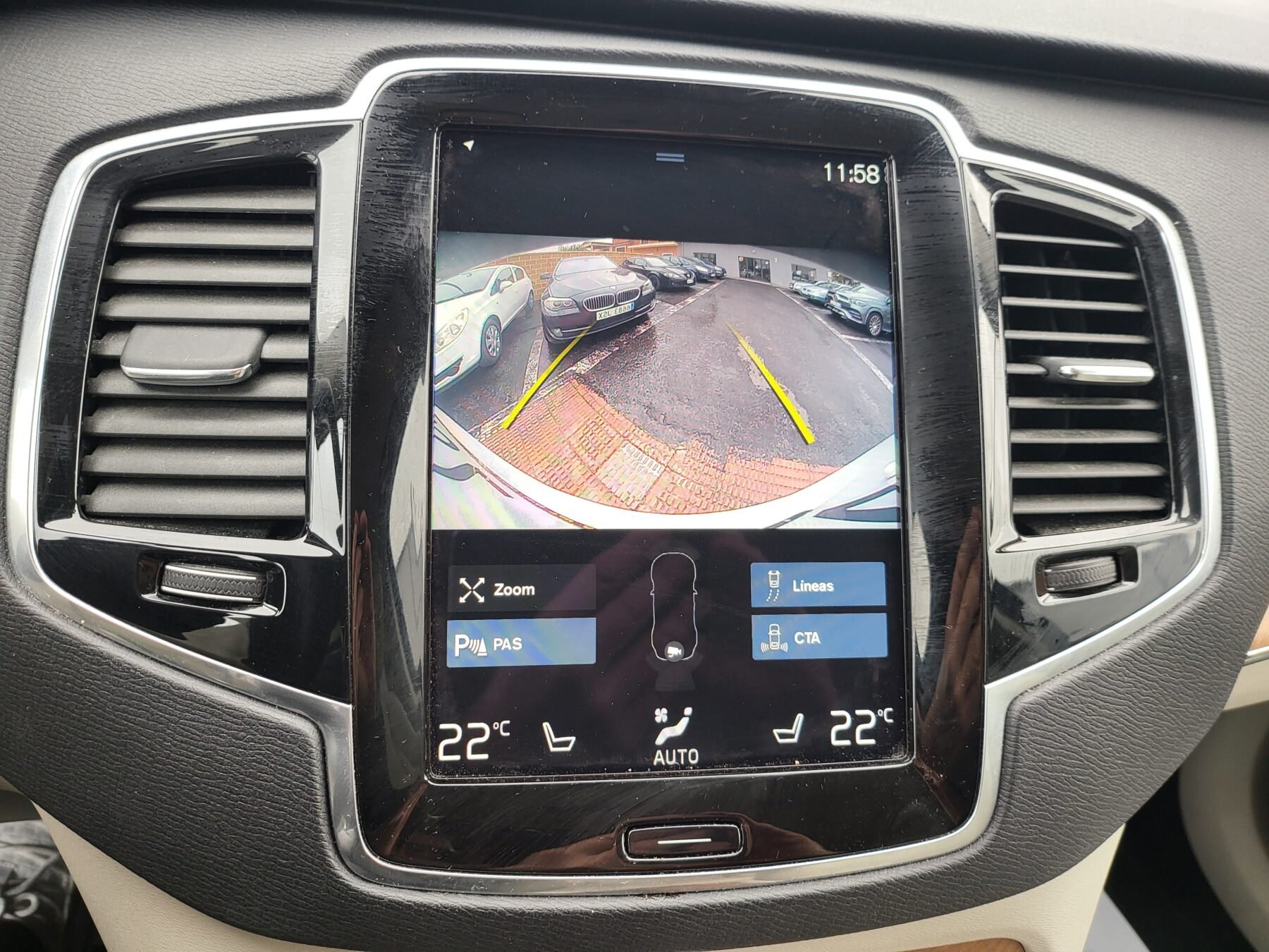 VOLVO XC90 2.0 B5 D AWD Momentum Pro Auto