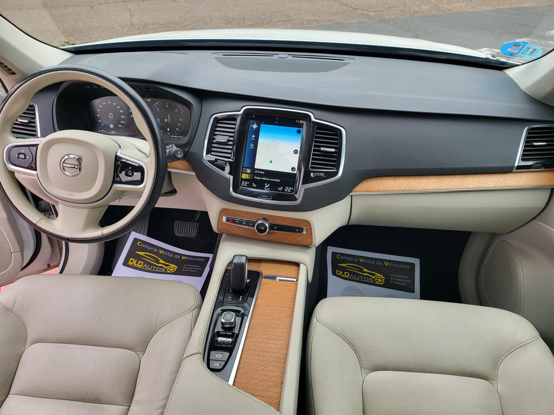 VOLVO XC90 2.0 B5 D AWD Momentum Pro Auto