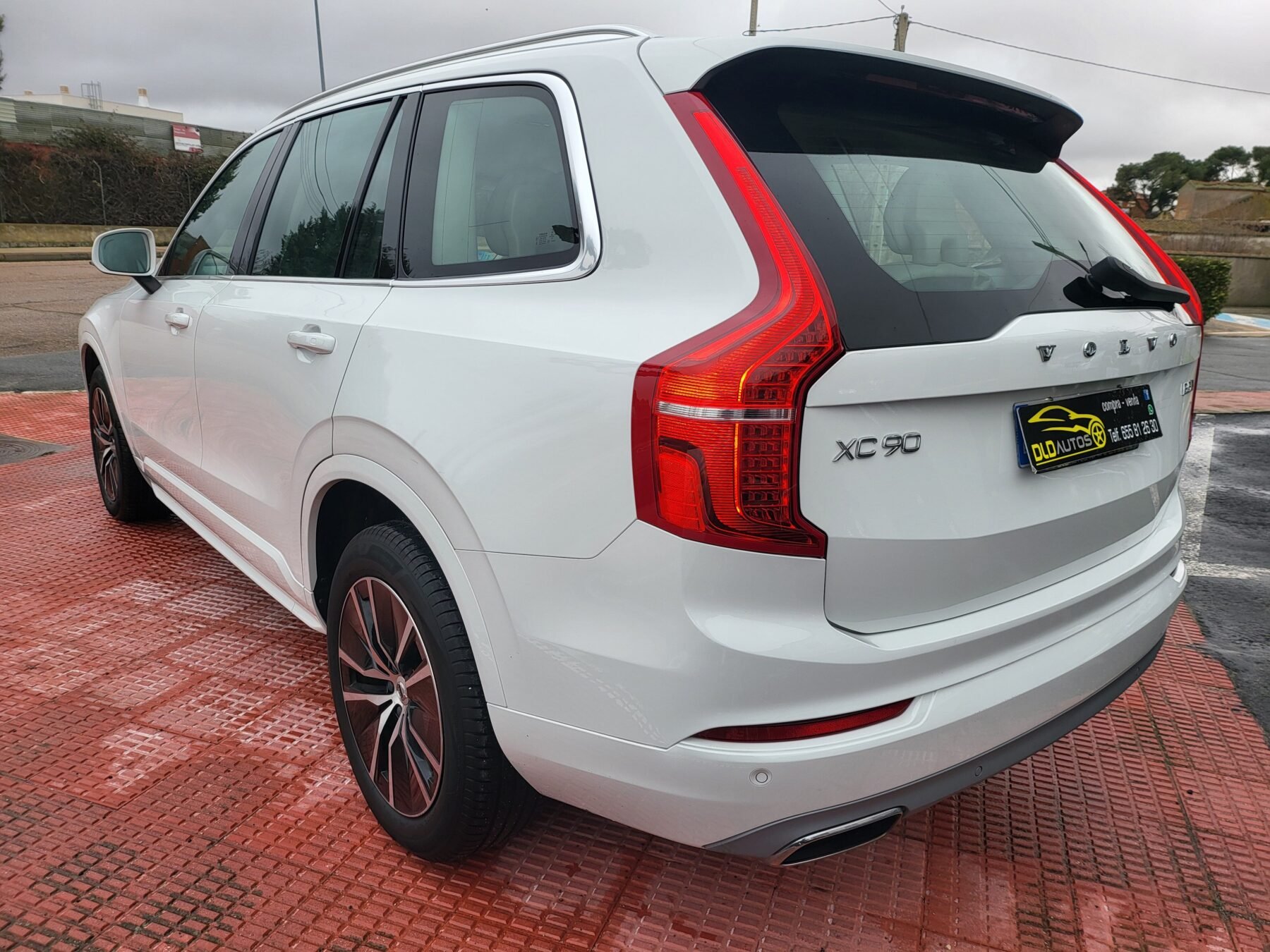 VOLVO XC90 2.0 B5 D AWD Momentum Pro Auto