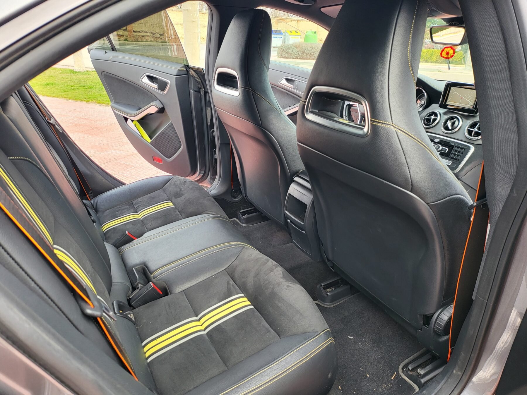 MERCEDES-BENZ CLA 220 CDI AMG