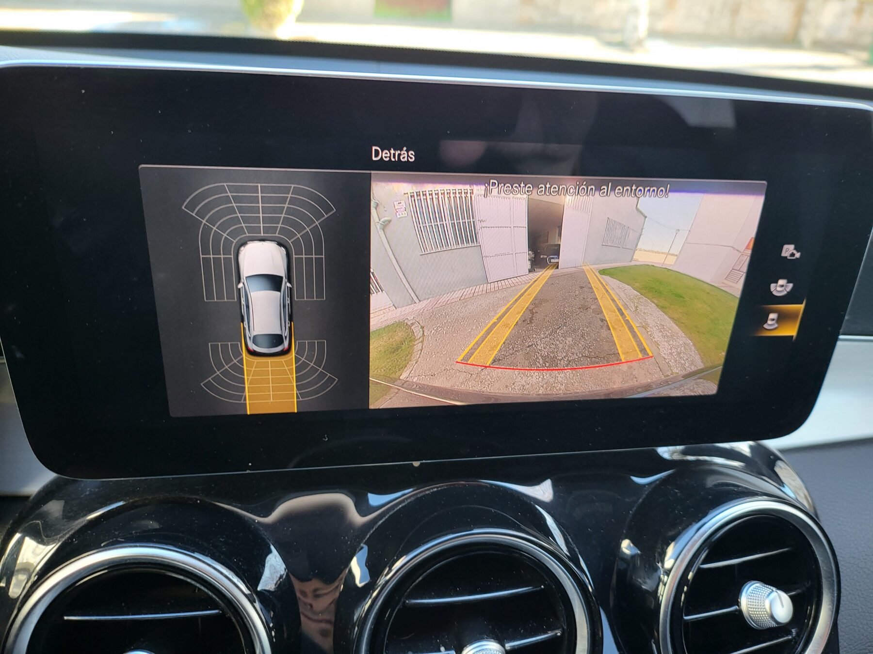 MERCEDES-BENZ GLC COUPE 300 de AMG 4 MATIC