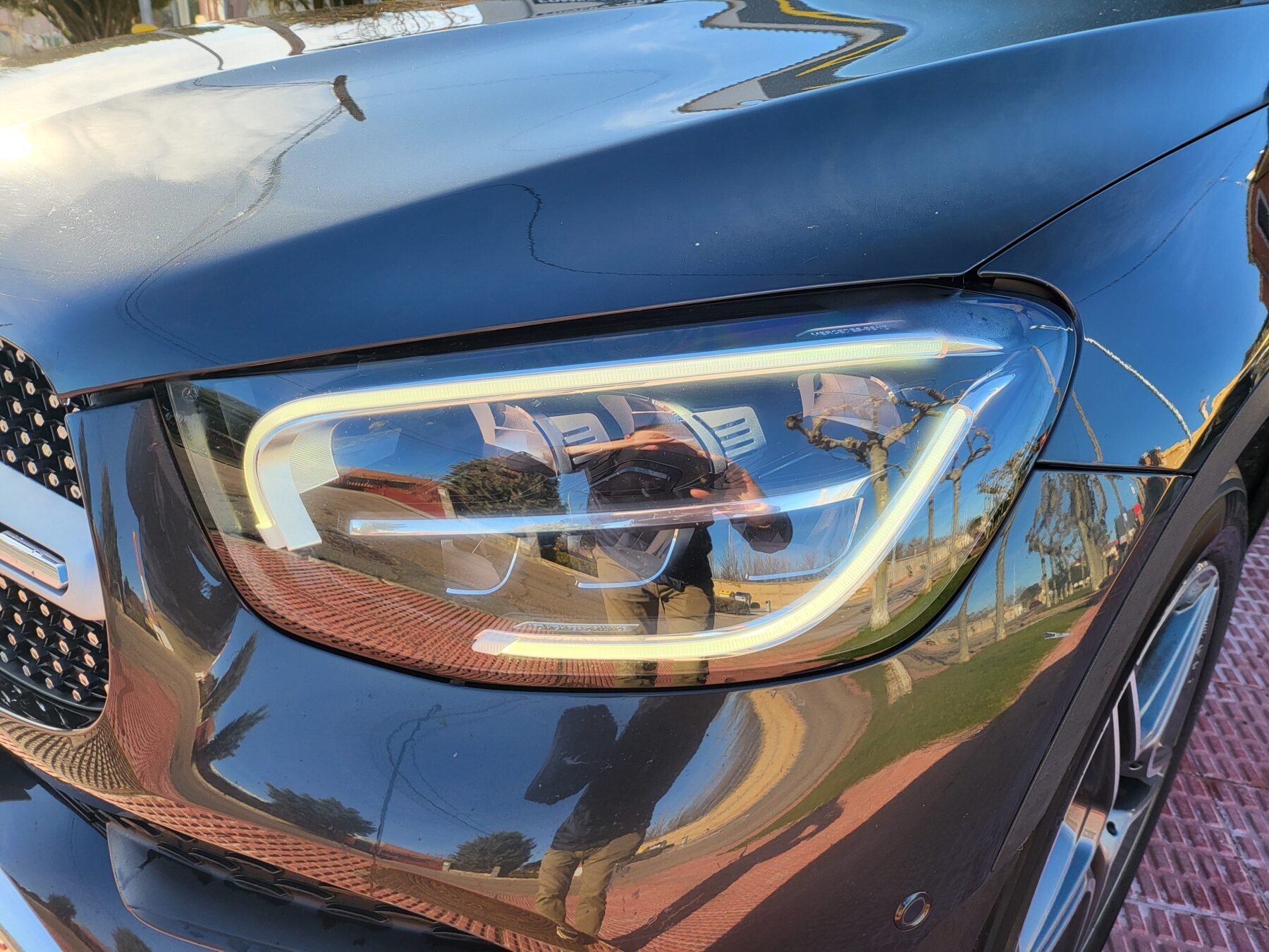 MERCEDES-BENZ GLC COUPE 300 de AMG 4 MATIC