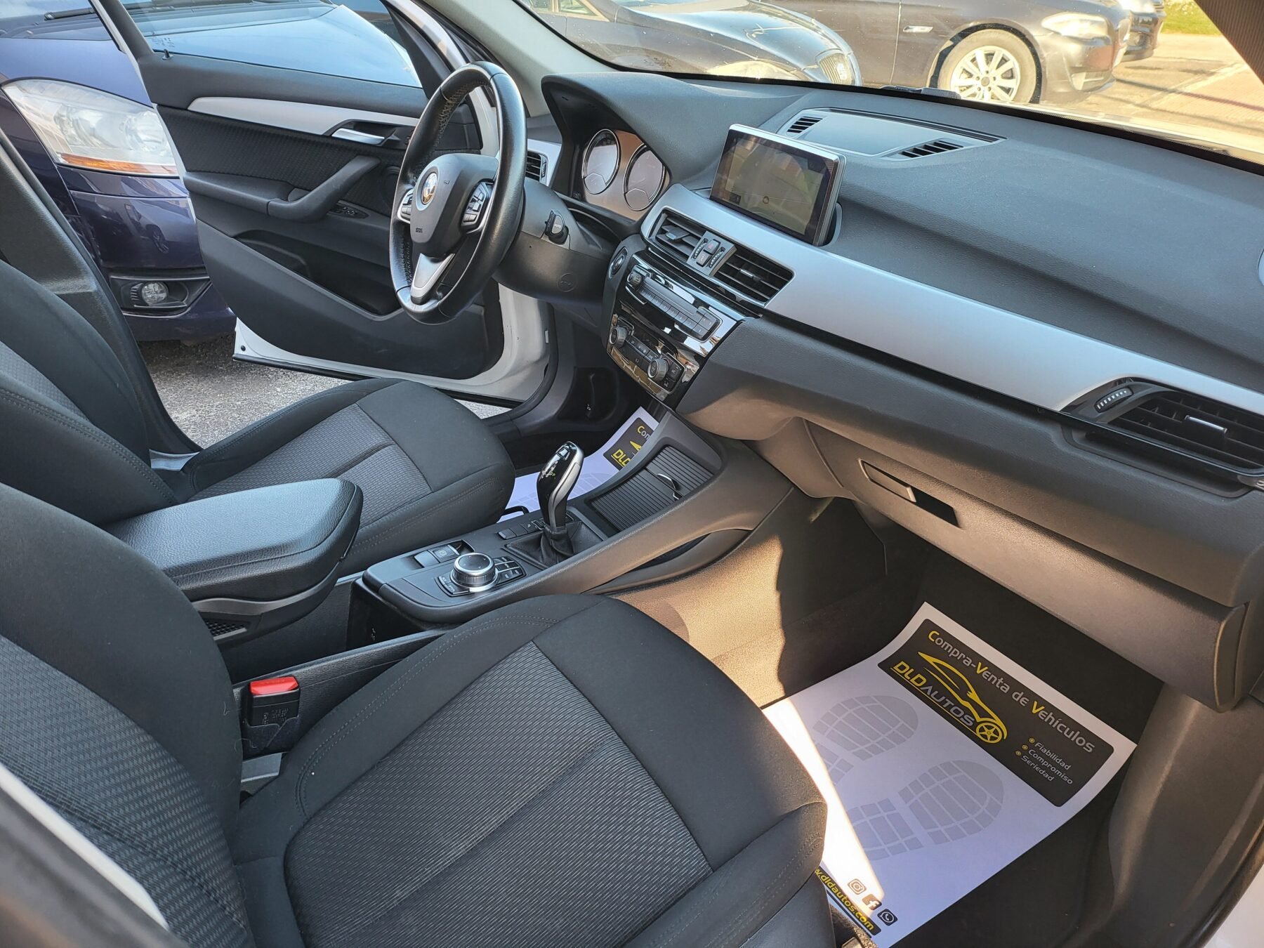 BMW X1 1.8 DA CORPORATE